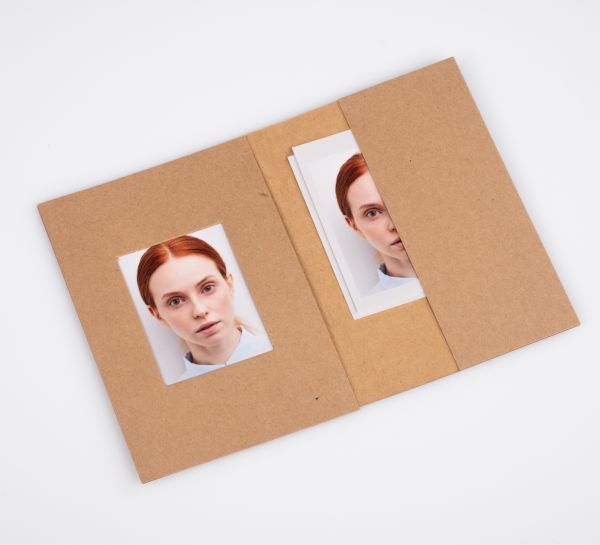 Passbildmappe Bildausschnitt 32x42 Lagerware